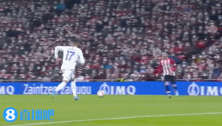 米切尔&莫布利首节合砍26分，其他队友合计只得7分