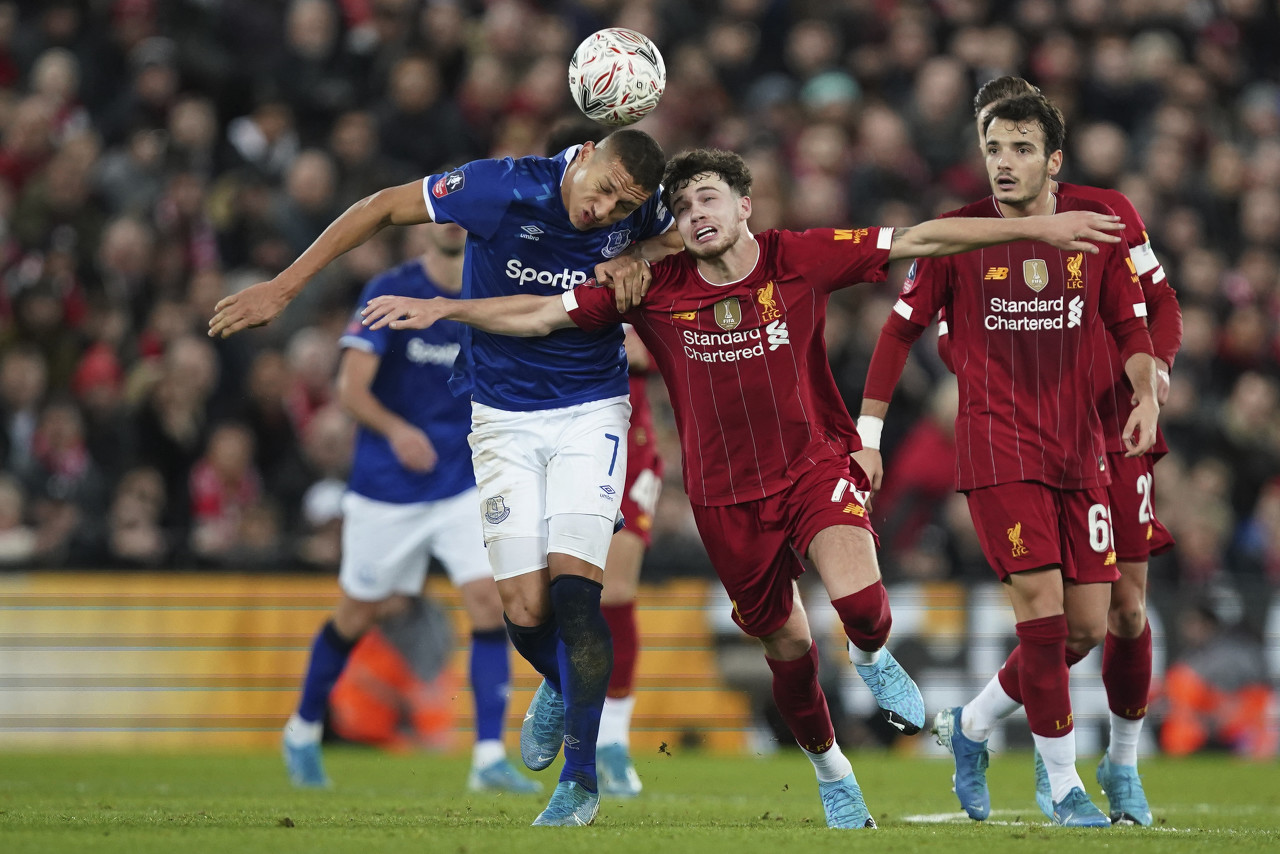 东体谈中超外援名额调整：足协、中足联应多听听俱乐部的意见