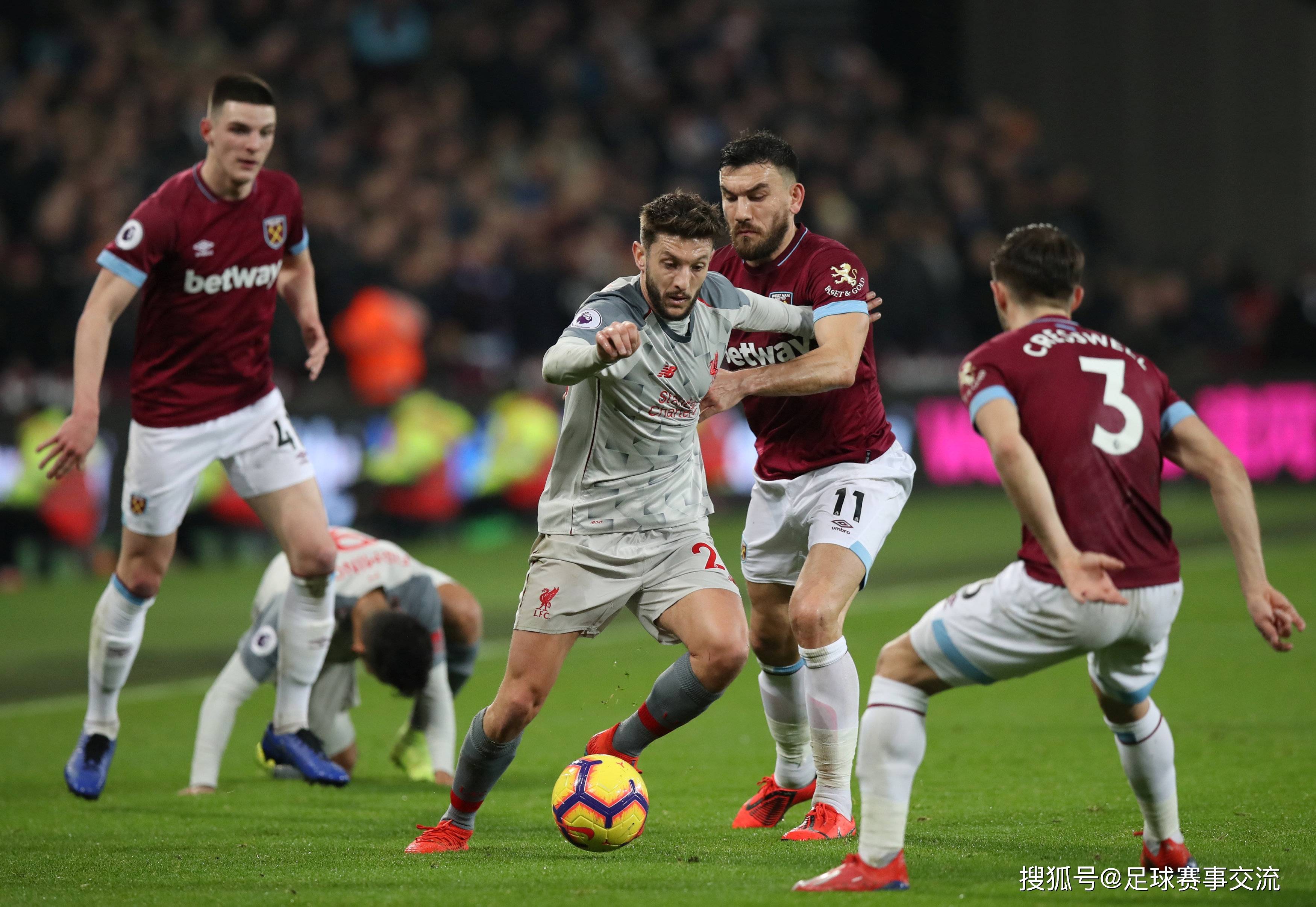 曼联拉什福德末段进球绝杀热刺