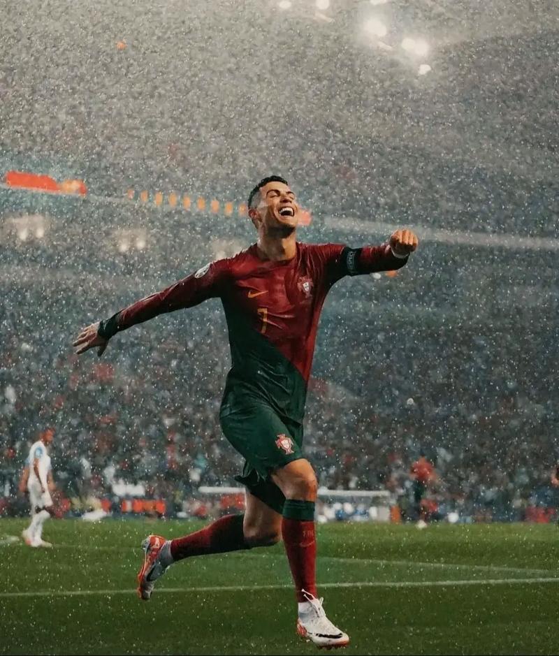 火箭对太阳伤病报告：布克＆杰伦·格林缺席，利弗斯出战成疑